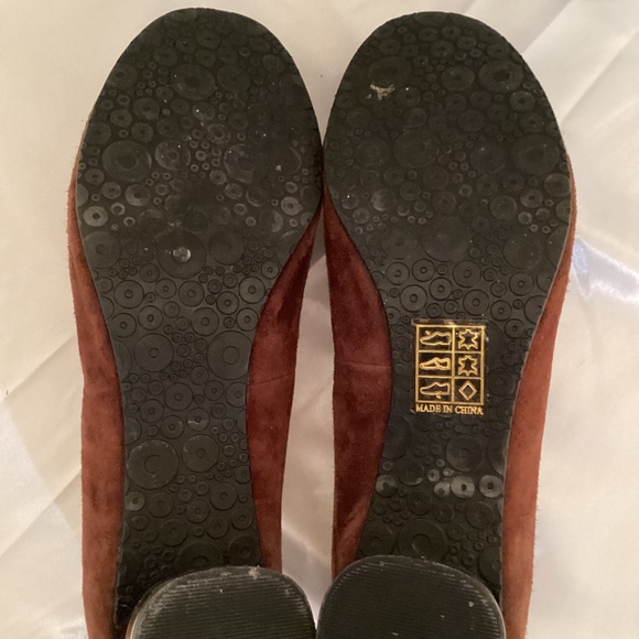 Diana E Kelly brown suede ballet flats - Picture 12 of 12